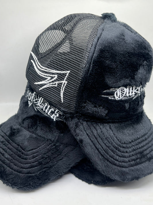 FUZZY TRUCKER HAT